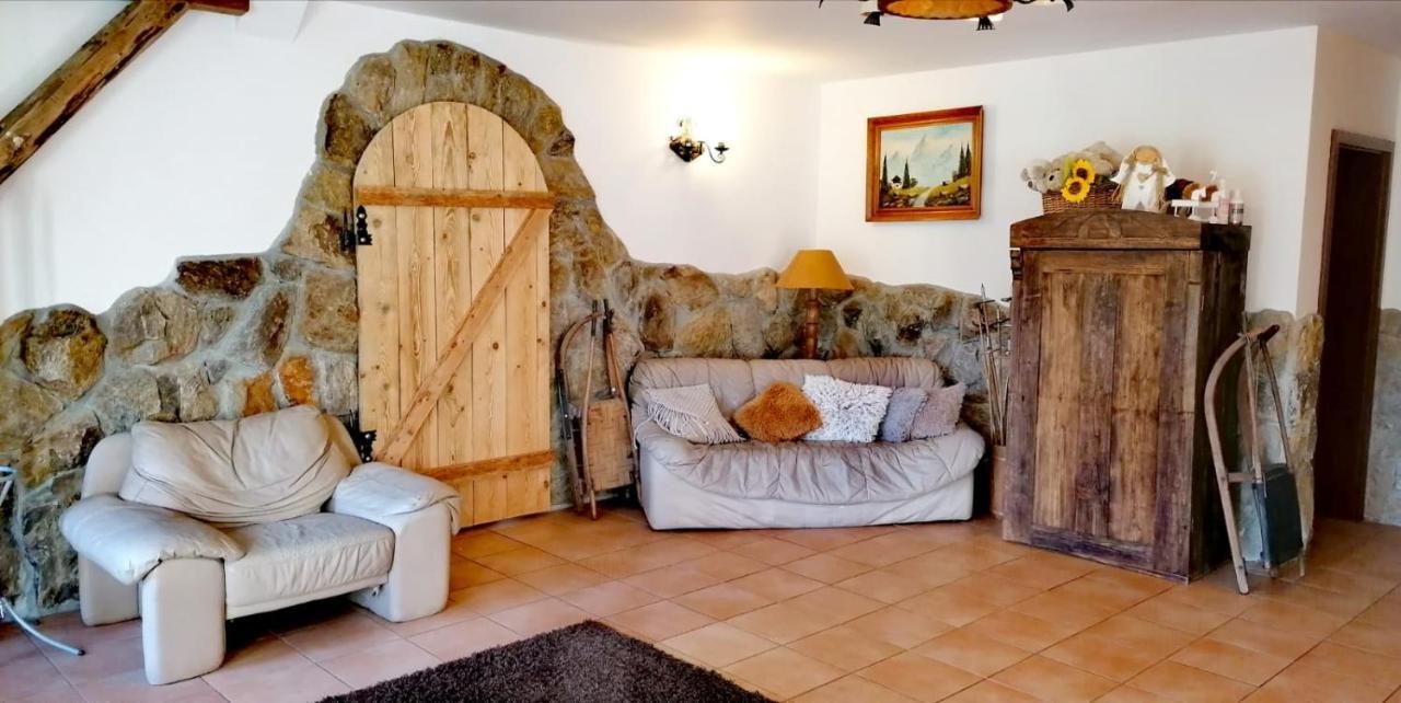 Gosciniec Janowa Gora - Agroturystyka Строне-Шльонське Екстер'єр фото