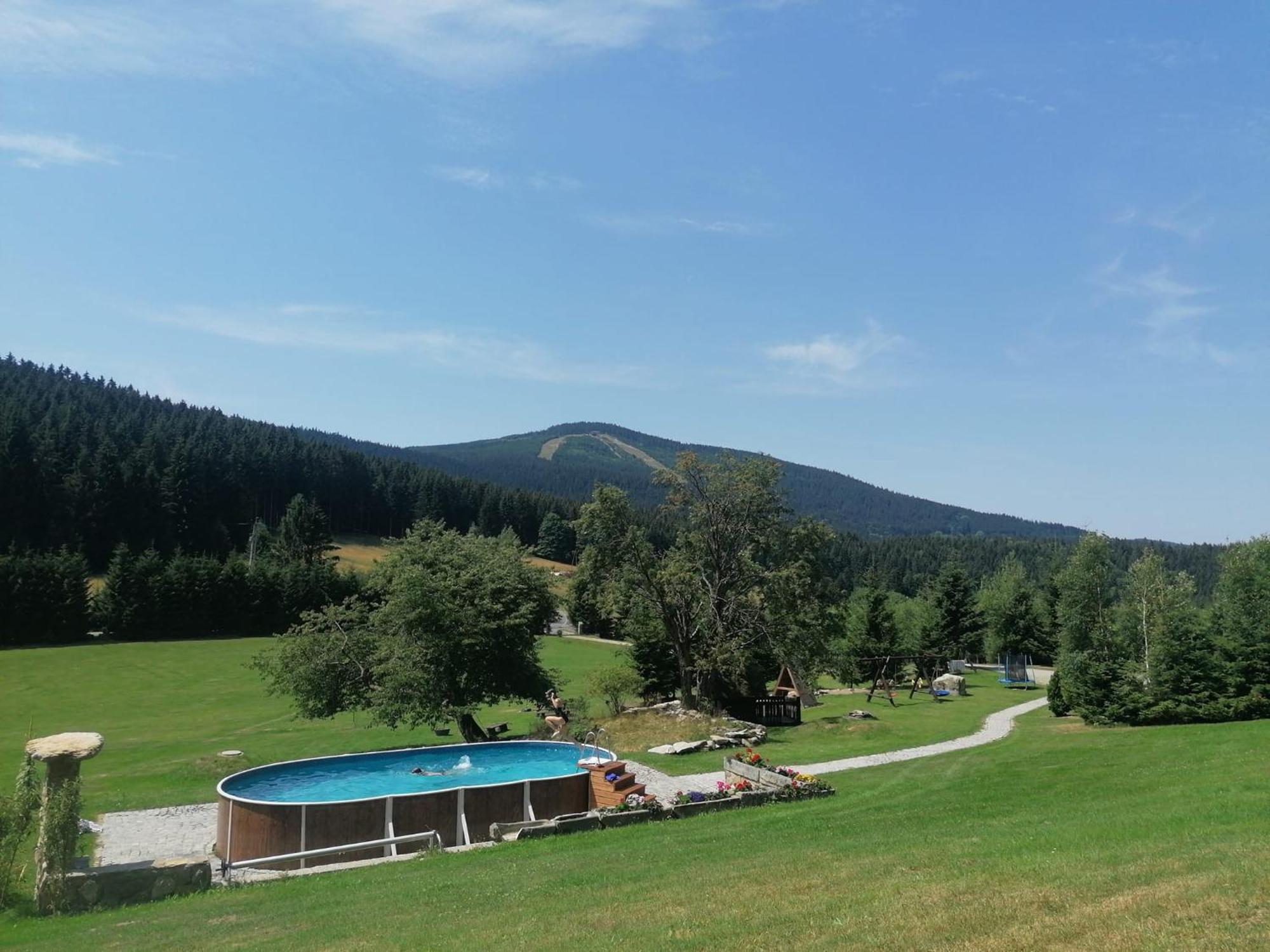 Gosciniec Janowa Gora - Agroturystyka Строне-Шльонське Номер фото